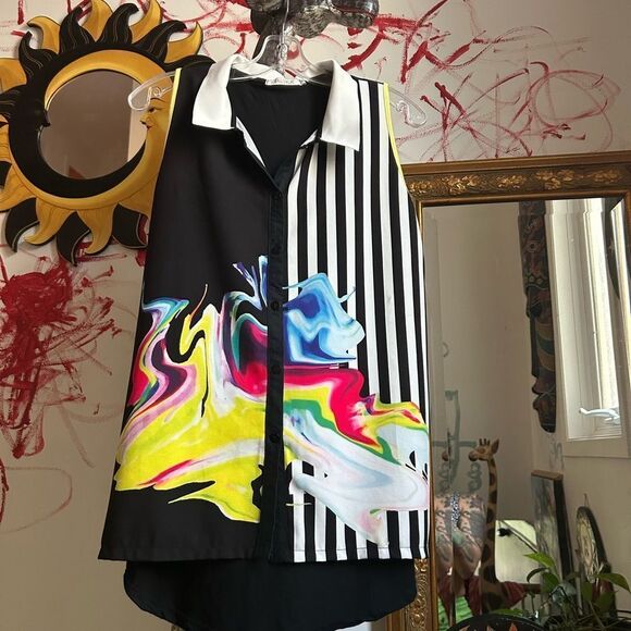 Maloka Black and White Abstract Blouse Small - Picture 13 of 15